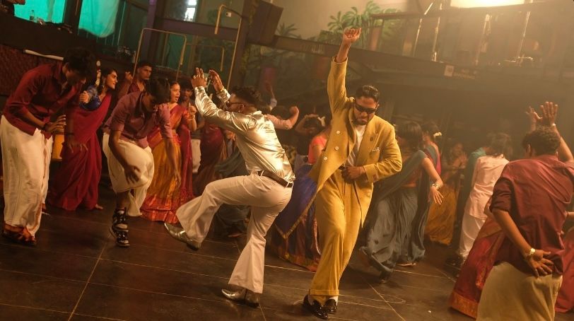 Podu Mike still 1