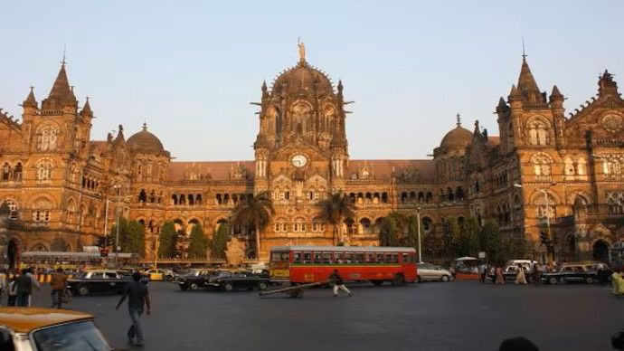 India and Its Cities Through the Eyes of Its Writers