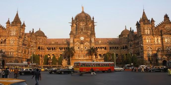 India and Its Cities Through the Eyes of Its Writers