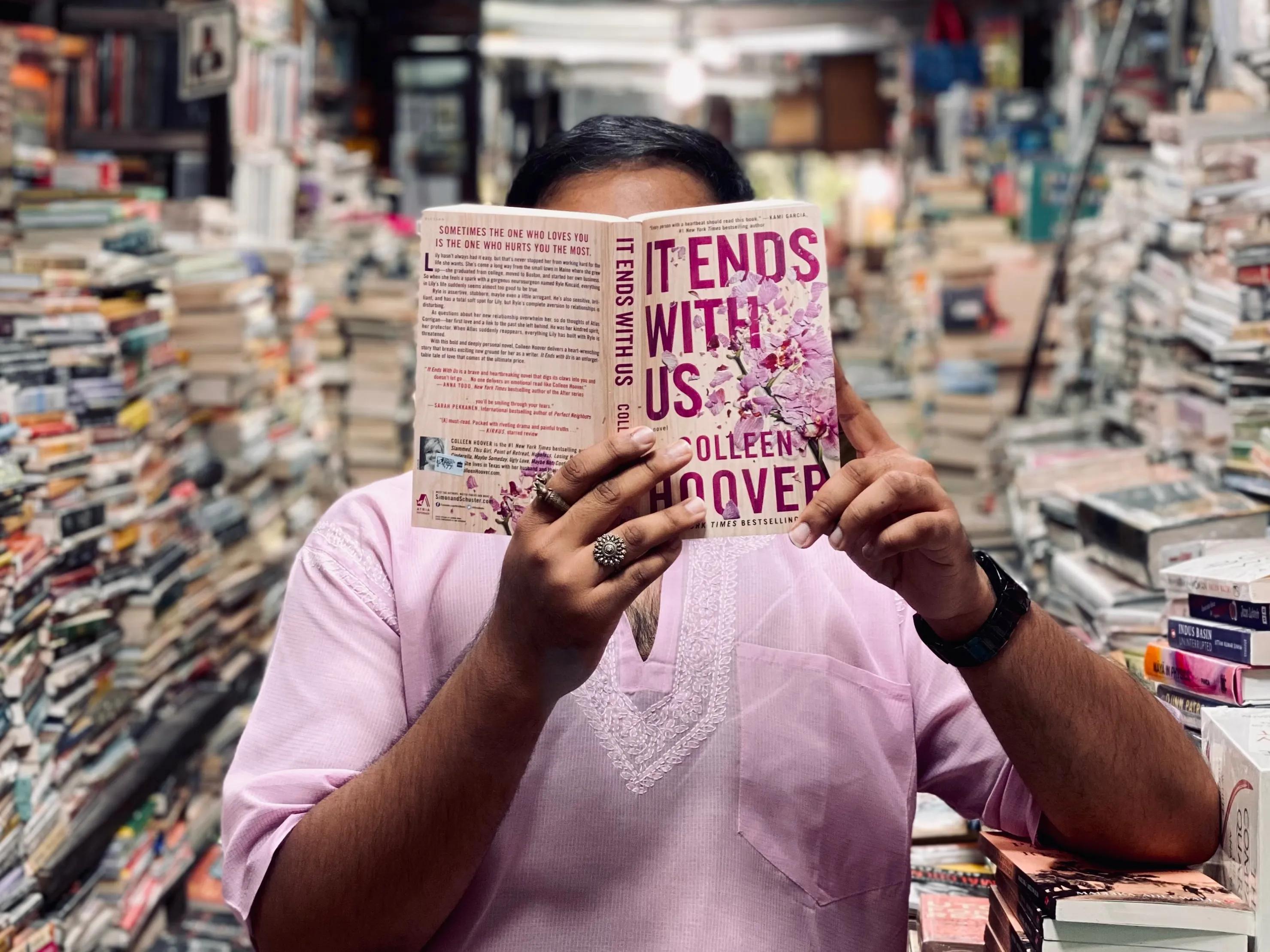 Is Colleen Hoover the new Chetan Bhagat?