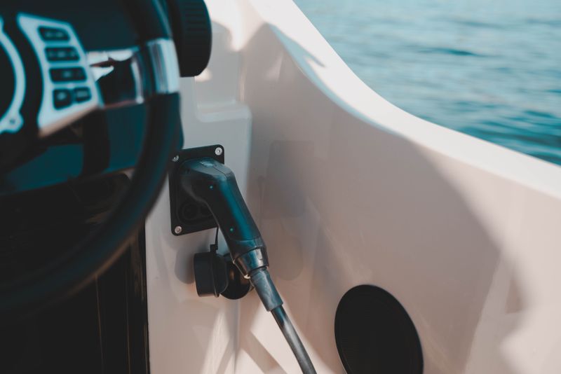 Charging the X-Shore 1
