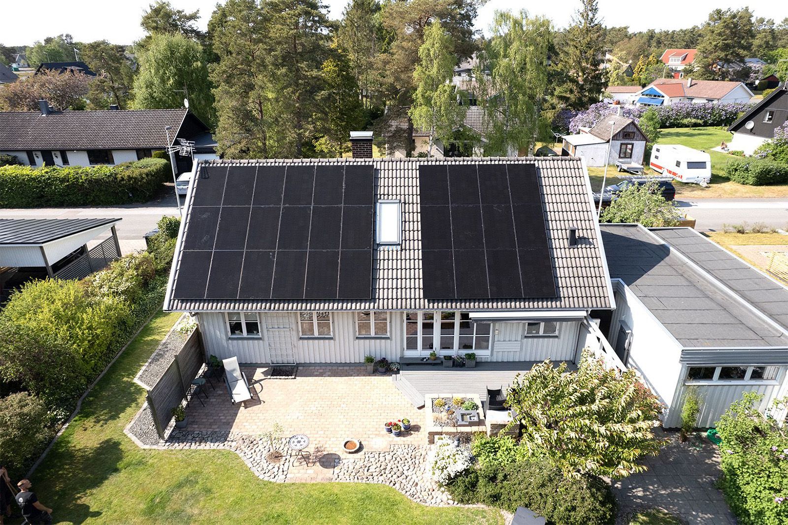 Kompletta solpaneler till ditt hus i Karlshamn. 