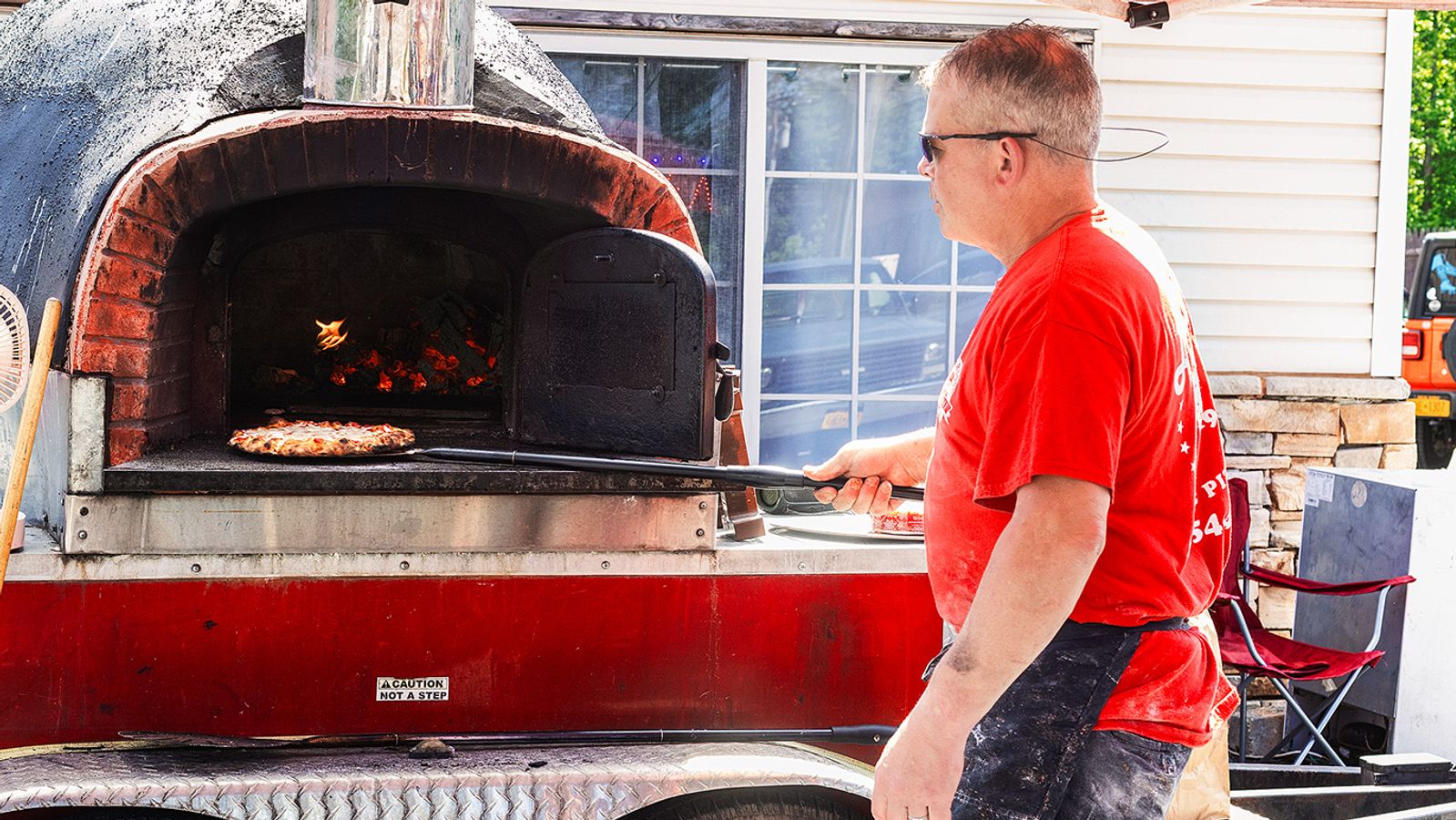 Mama Lorussos Wood Fired Pizza