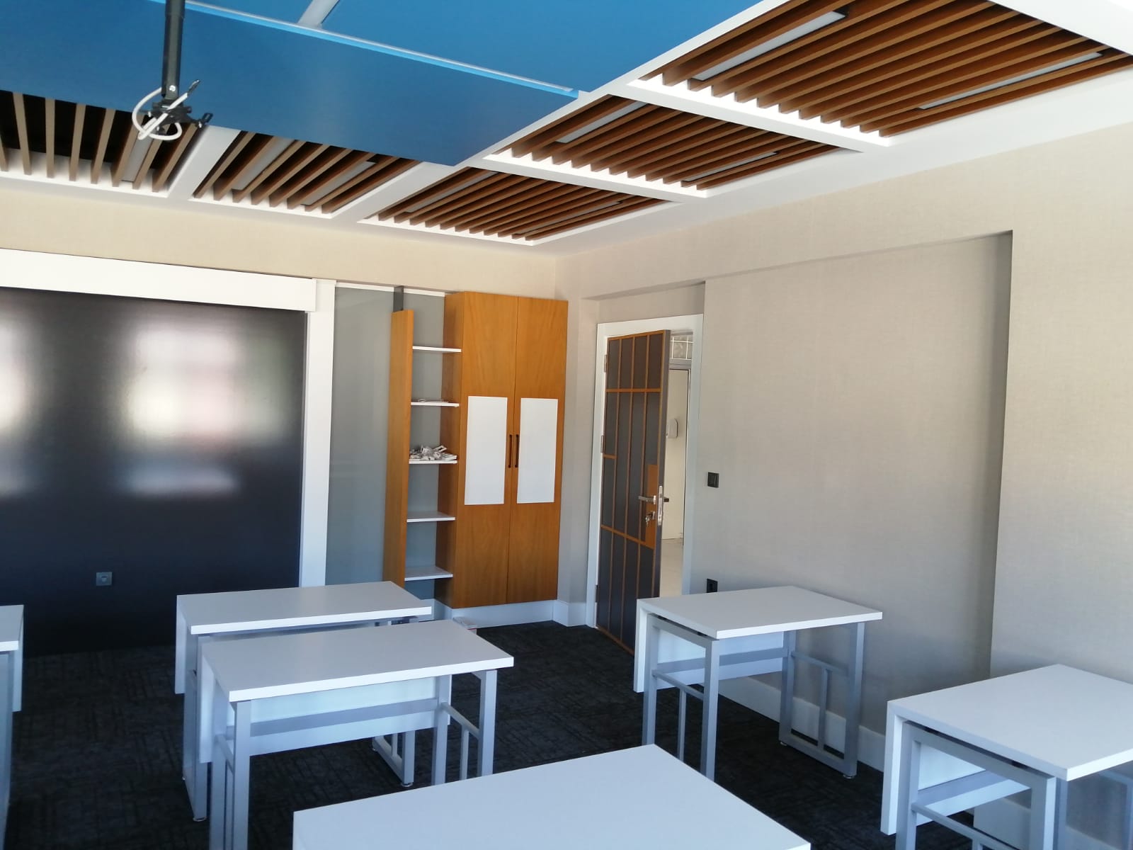 TEİAŞ AKKÖPRÜ EĞİTİM SALONU