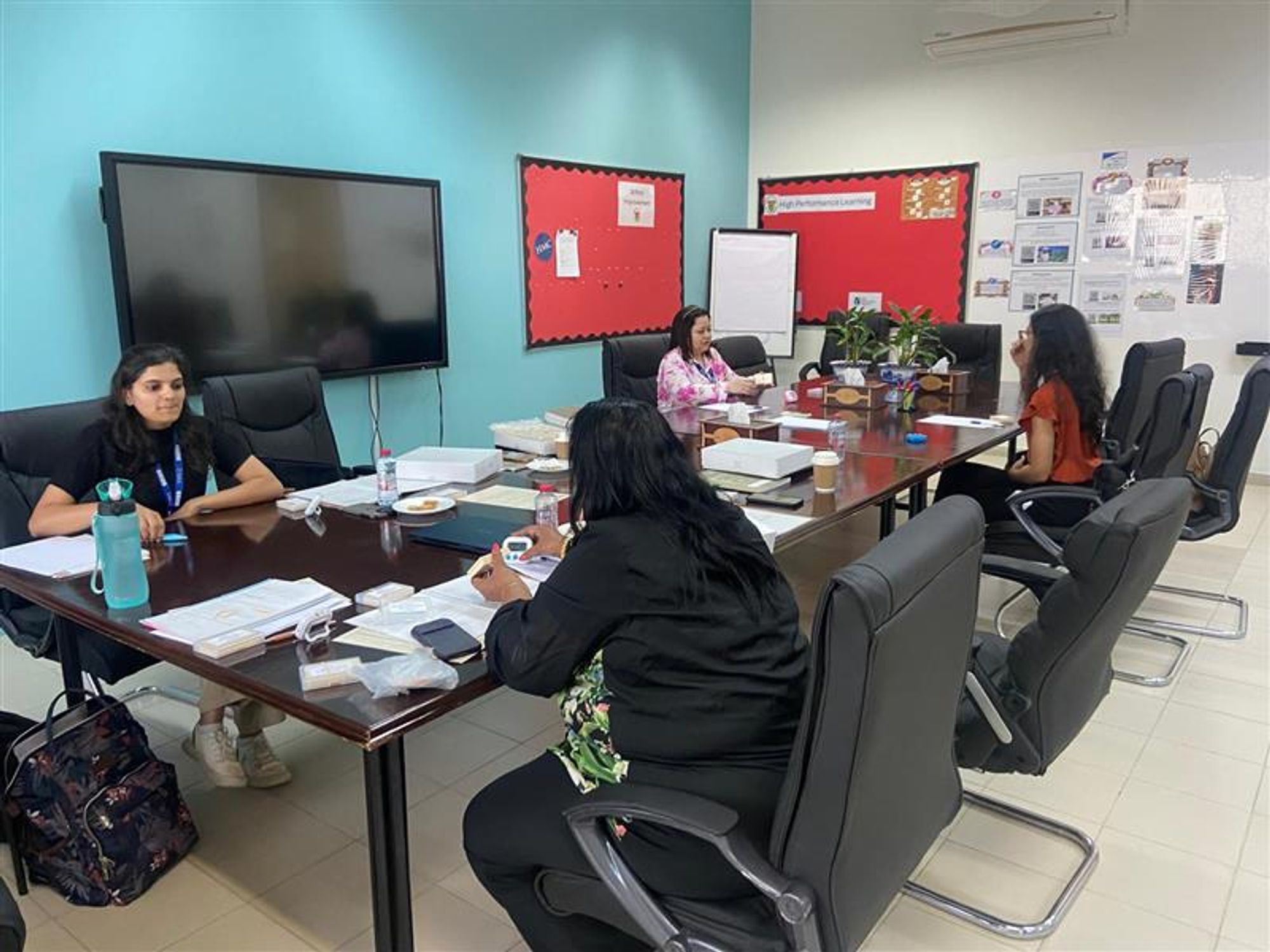 GEMS Wesgreen staff in Lexonik Leap training.