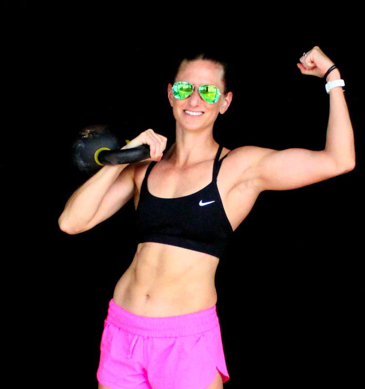 FWW LIVE Summer Shred Kindal flexing with her kettlebell and looking summer fit