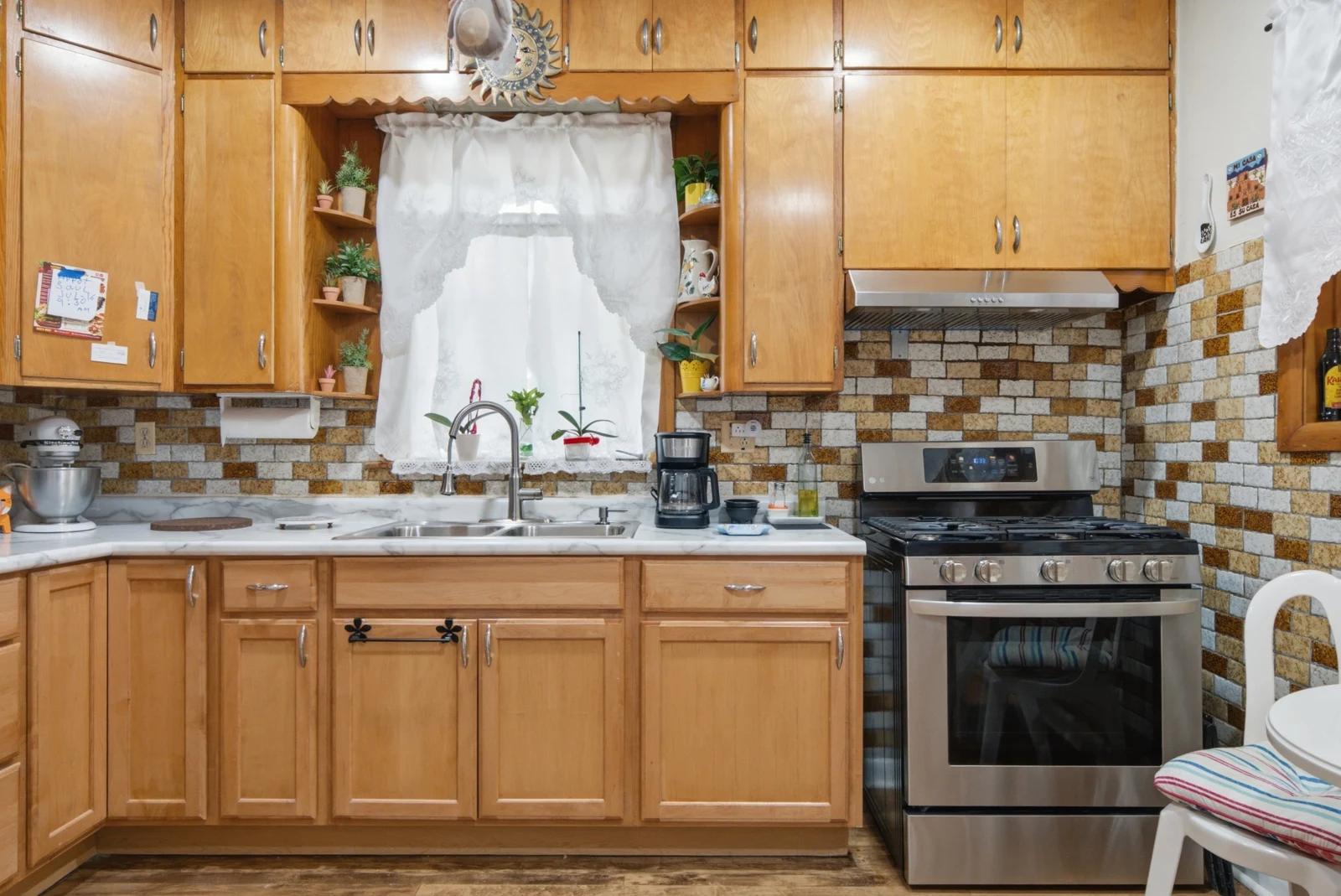 Kitchen range and cooking area