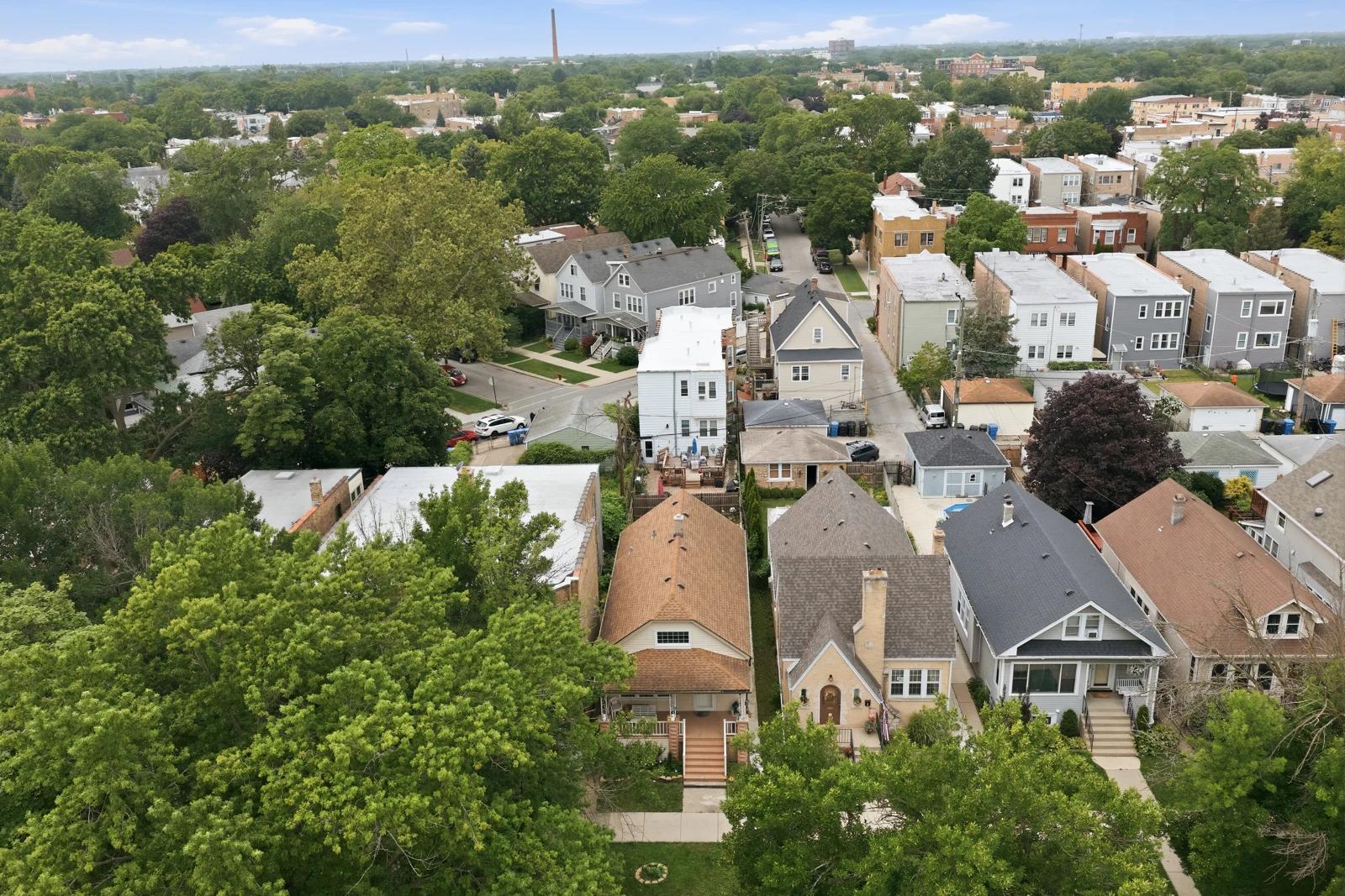 Aerial view of the home and surrounding Chicago neighborhood