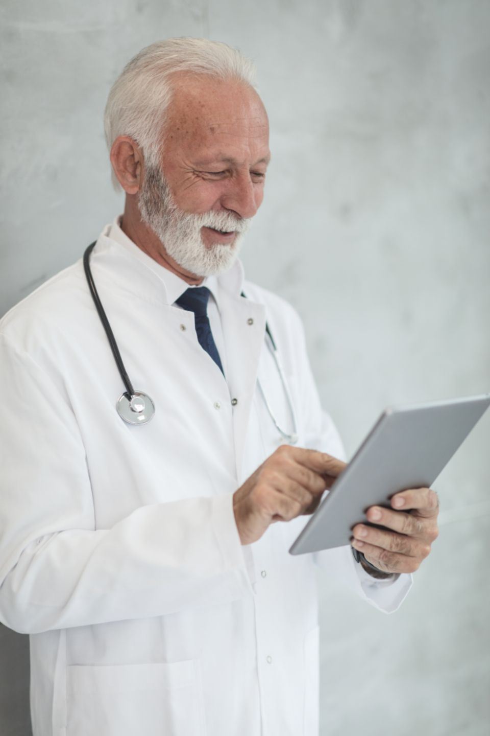 父親節最好的禮物是健康：藥袋、保健食品、健檢報告看不懂？AI 拍照秒懂－藥袋標示、保健食品成分、健檢報告紅字、食品營養標示，用 AI 拍照工具幫爸爸看懂，附重要醫療提醒