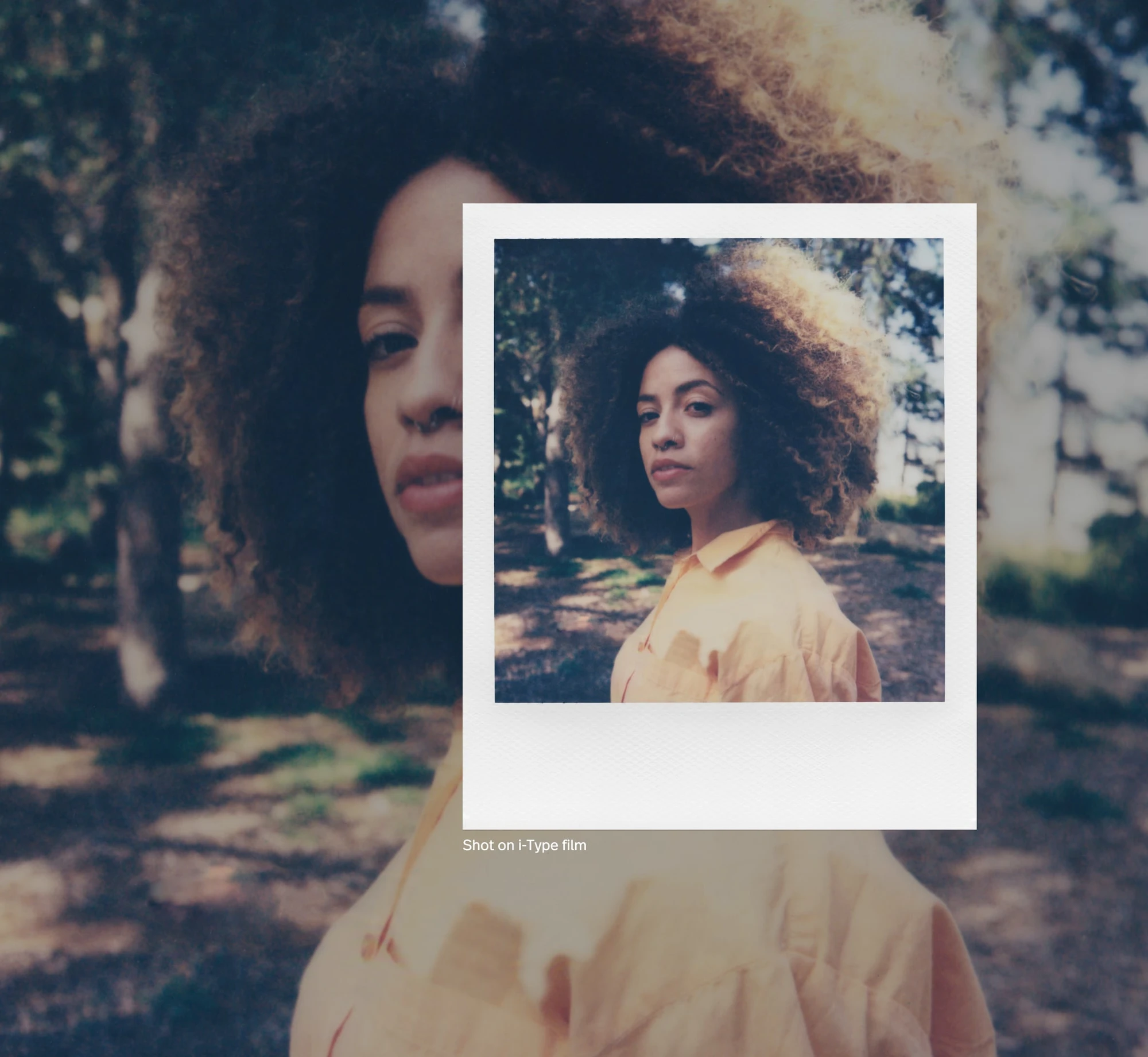 Bright portraits with beautiful depth of field.