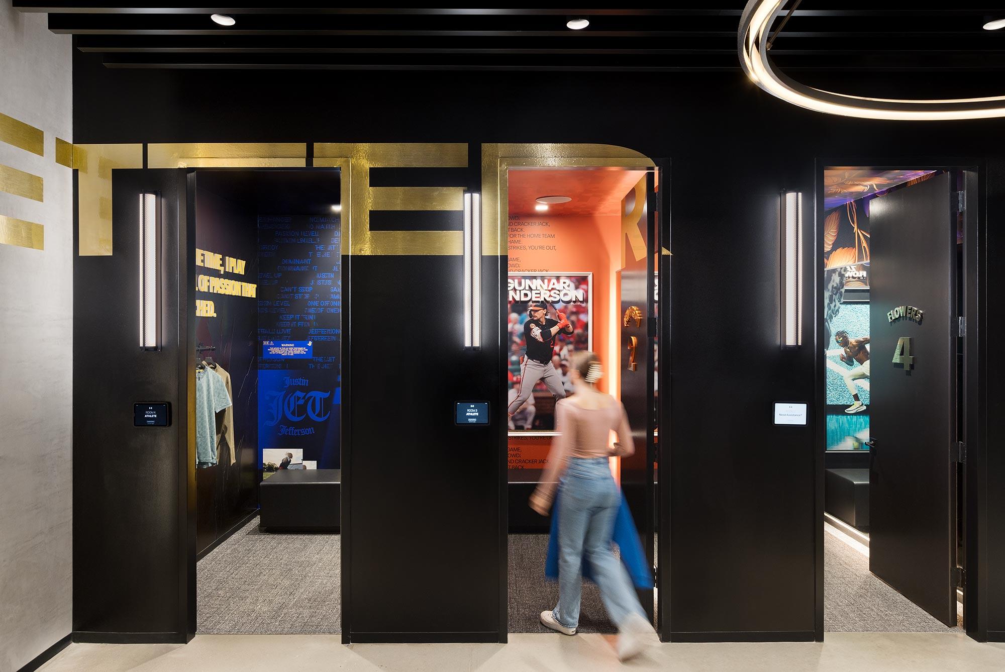 Under Armour Retail Dressing Room