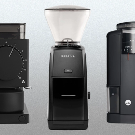 Three electric grinders (Baratza Encore, Wilfa Svart Aroma, Fellow Ode) in the row, on a grey gradient background.