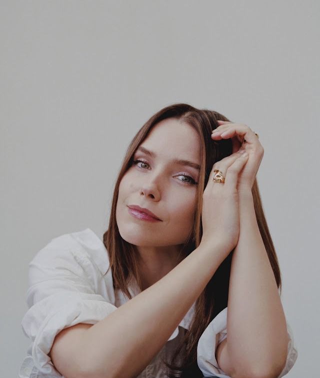 Sophia Bush