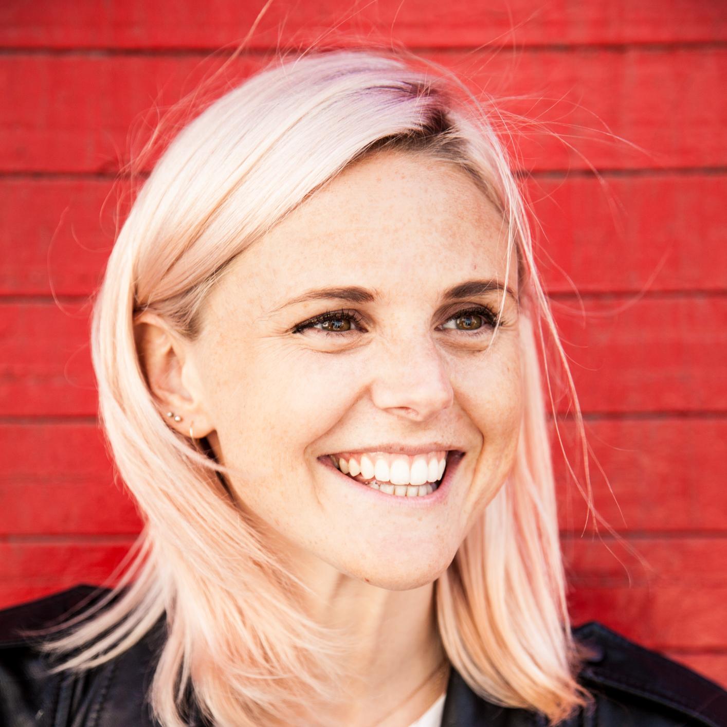 Robyn Exton