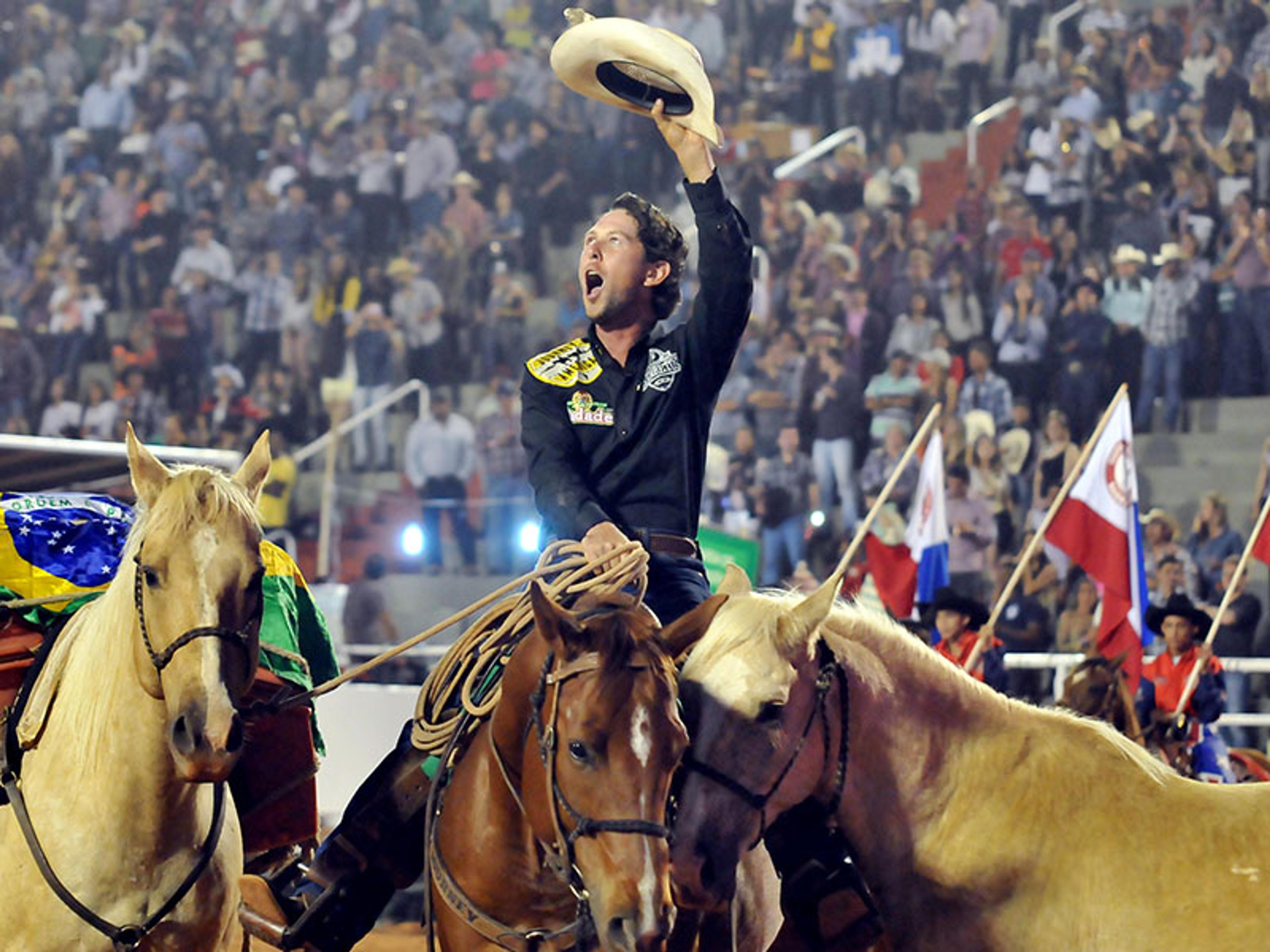 Bestselling author and adventurer Filipe Masetti Leite, the youngest person in the world to cross the Americas on horseback, shares the most significant steps he took on his Long Ride to success.