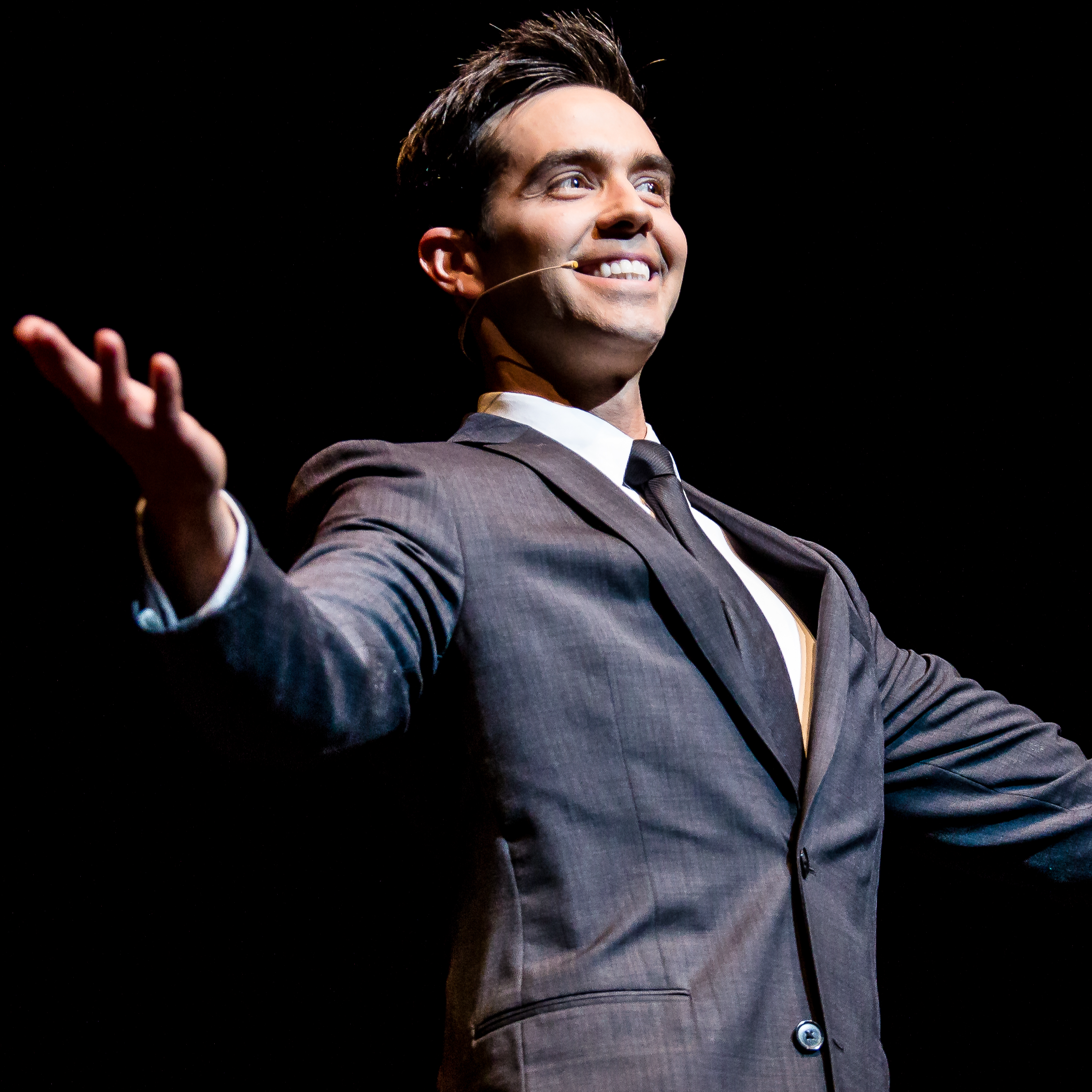 Michael Carbonaro