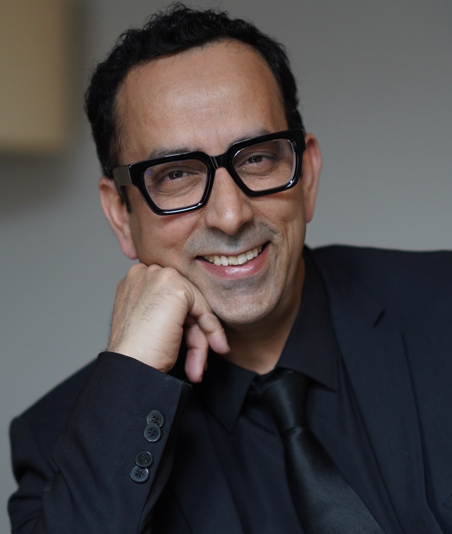 Ian Khan
