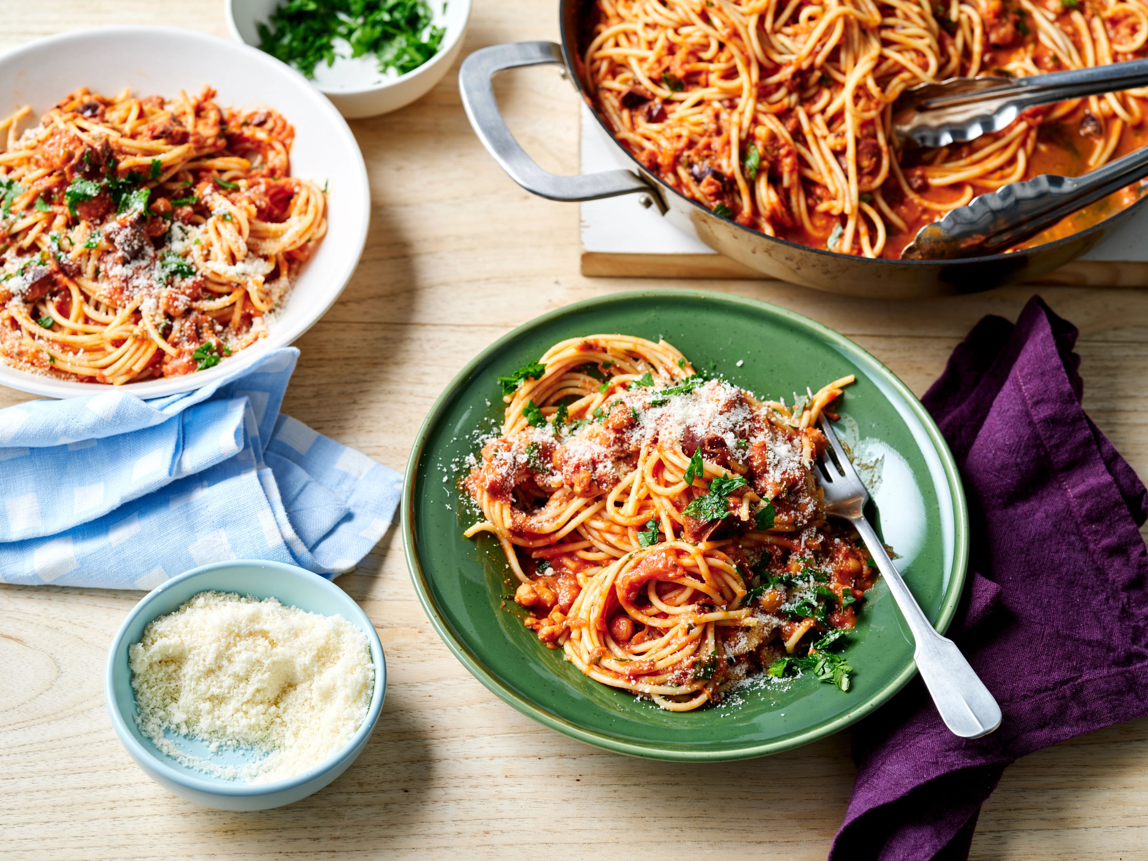 Tomato and Chickpea Spaghetti
