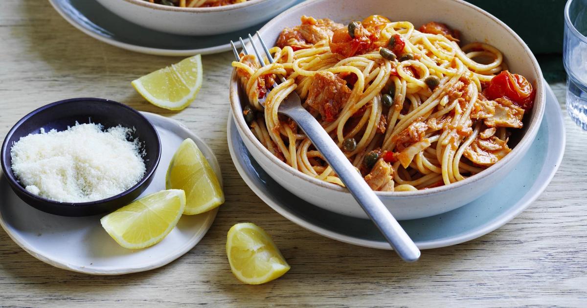 Tuna, Caper and Blistered Tomato Pasta
