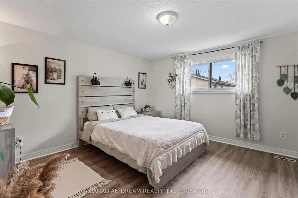 1095-20 Jalna Blvd London image 4