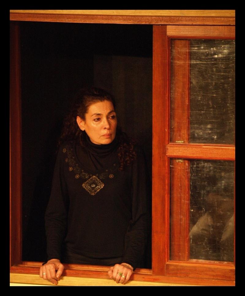 All influential governments have disowned the idea of an intimate theatre (AR)