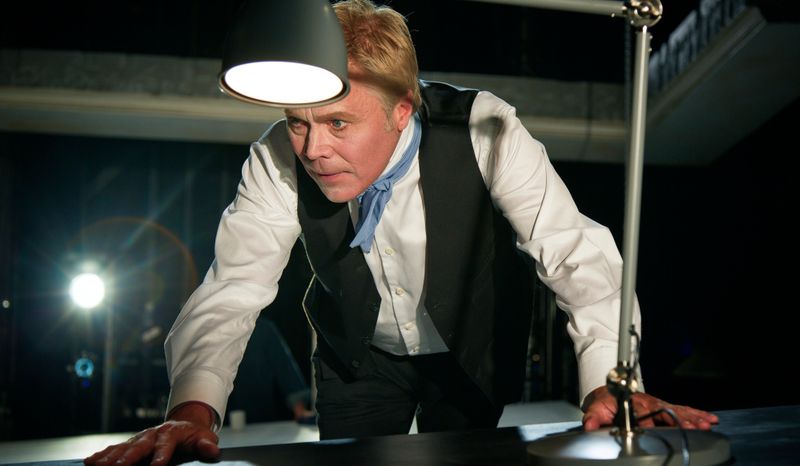 The pillars of society (NO)