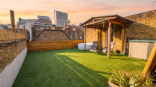 Stunning 1 Bed Apartment With Outdoor Private Terrace