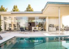 Tropical Bungalow