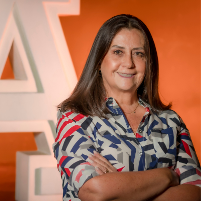 Dra. Laura King Lozano