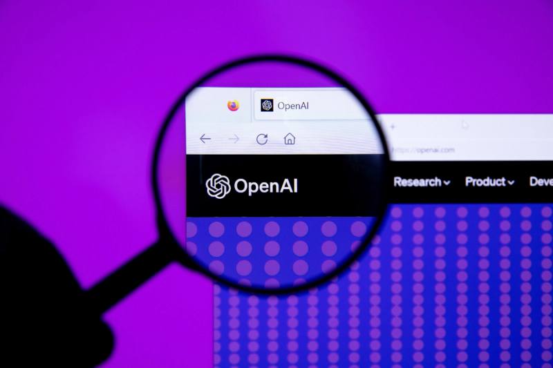 Otra semana, una nueva demanda contra OpenAI