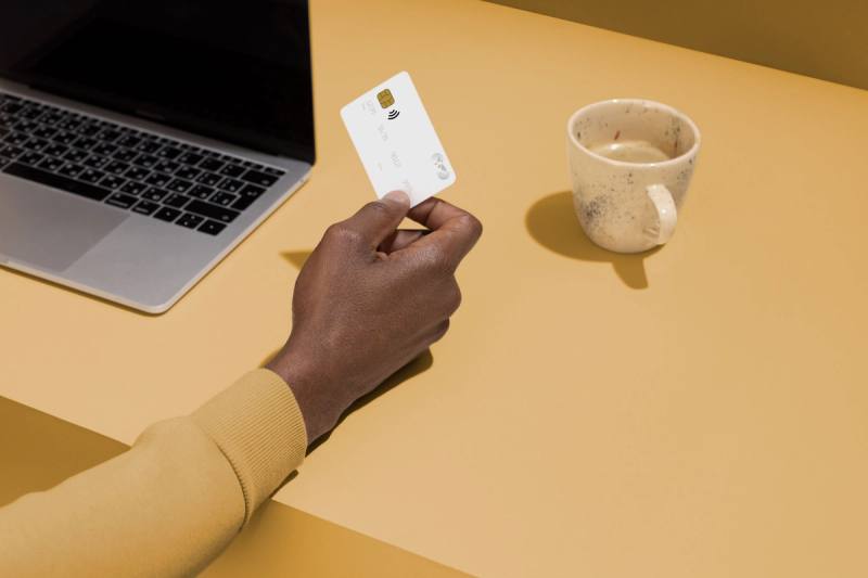 Descifrando al Consumidor Digital: 10 Estrategias para Comprender a Quien Está Detrás de la Pantalla
