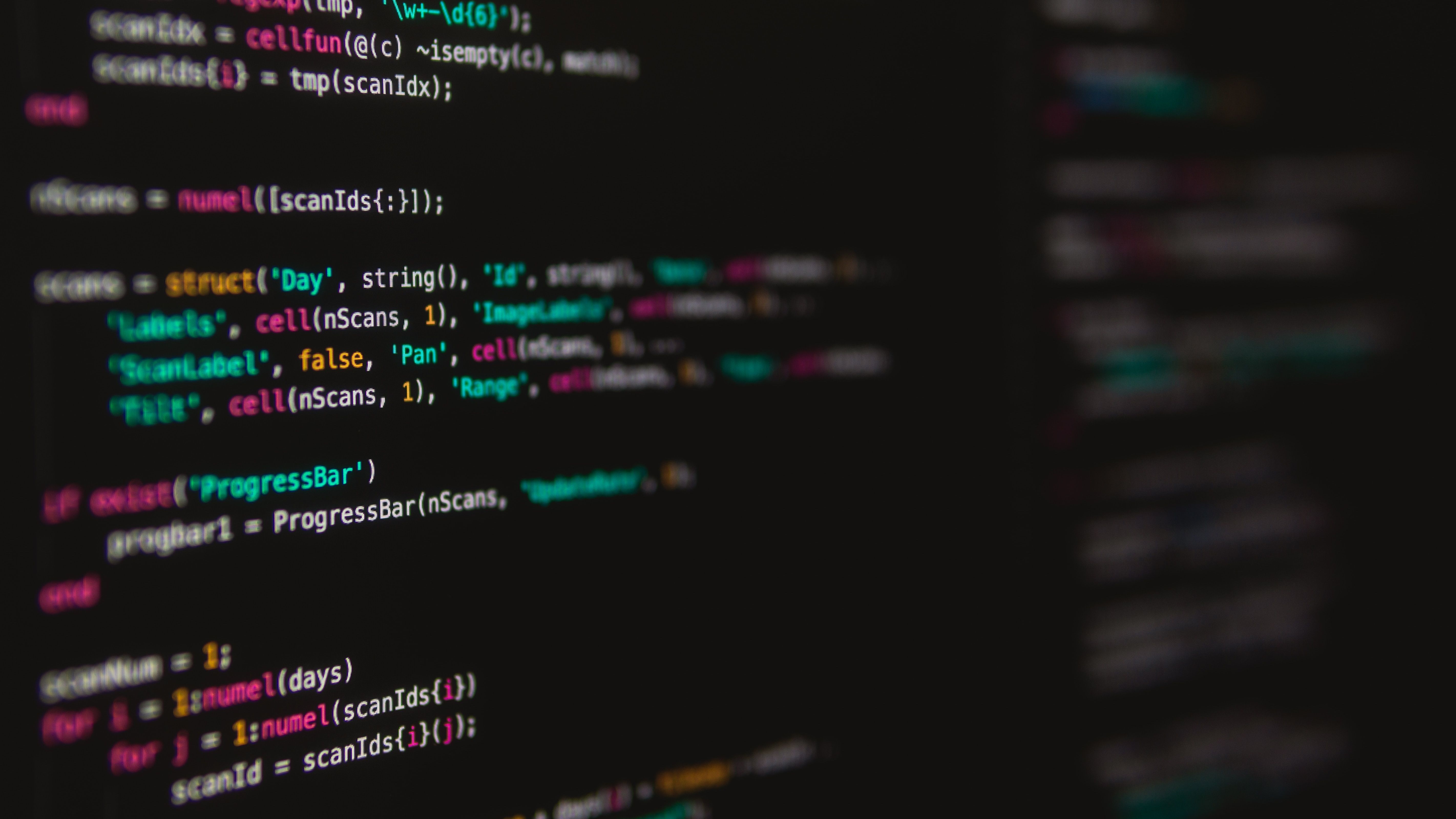 03.12.2025: Convergencia estratégica entre IA generativa y sistemas de computación contextual