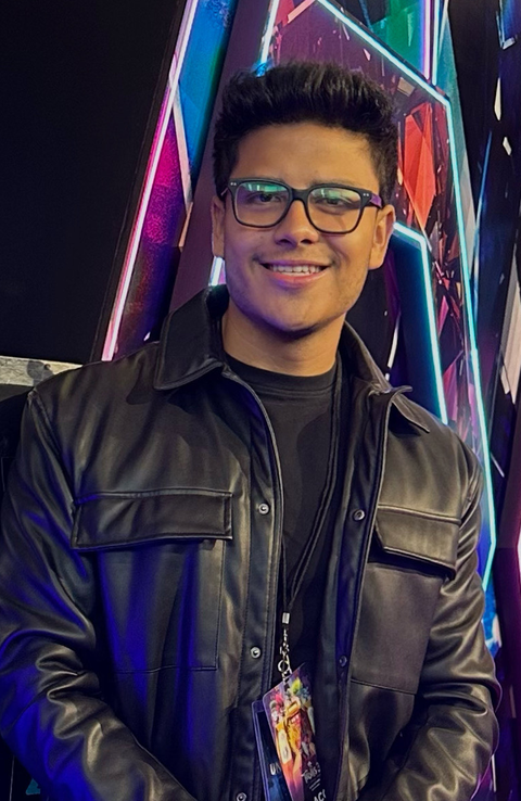 Carlos Donovan Flores Davis