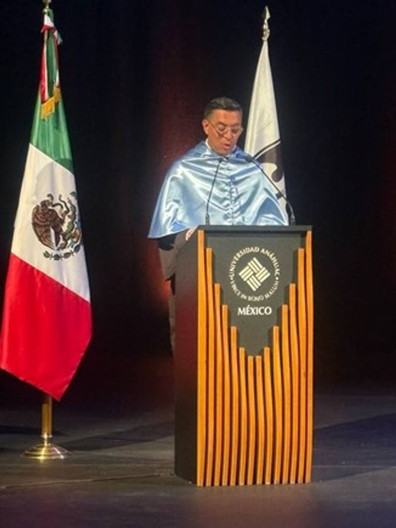 Entrega de Títulos en el Centro Cultural Mexiquense Anáhuac