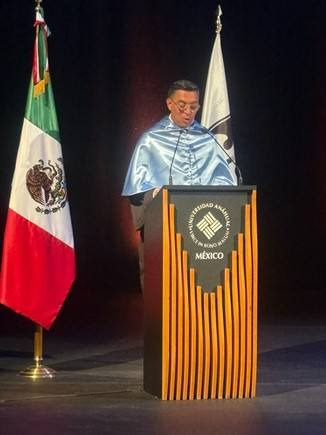 Entrega de Títulos en el Centro Cultural Mexiquense Anáhuac