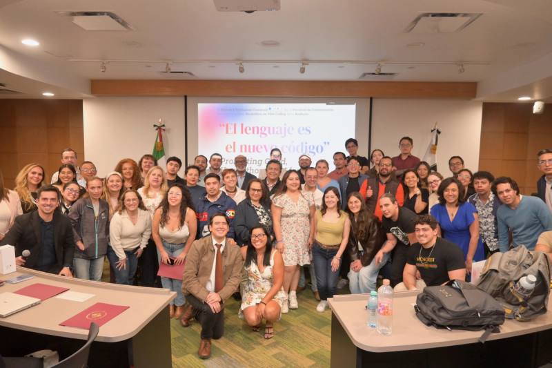 Programan por el bien en hackathon de vibe coding organizado por la Universidad Anáhuac México