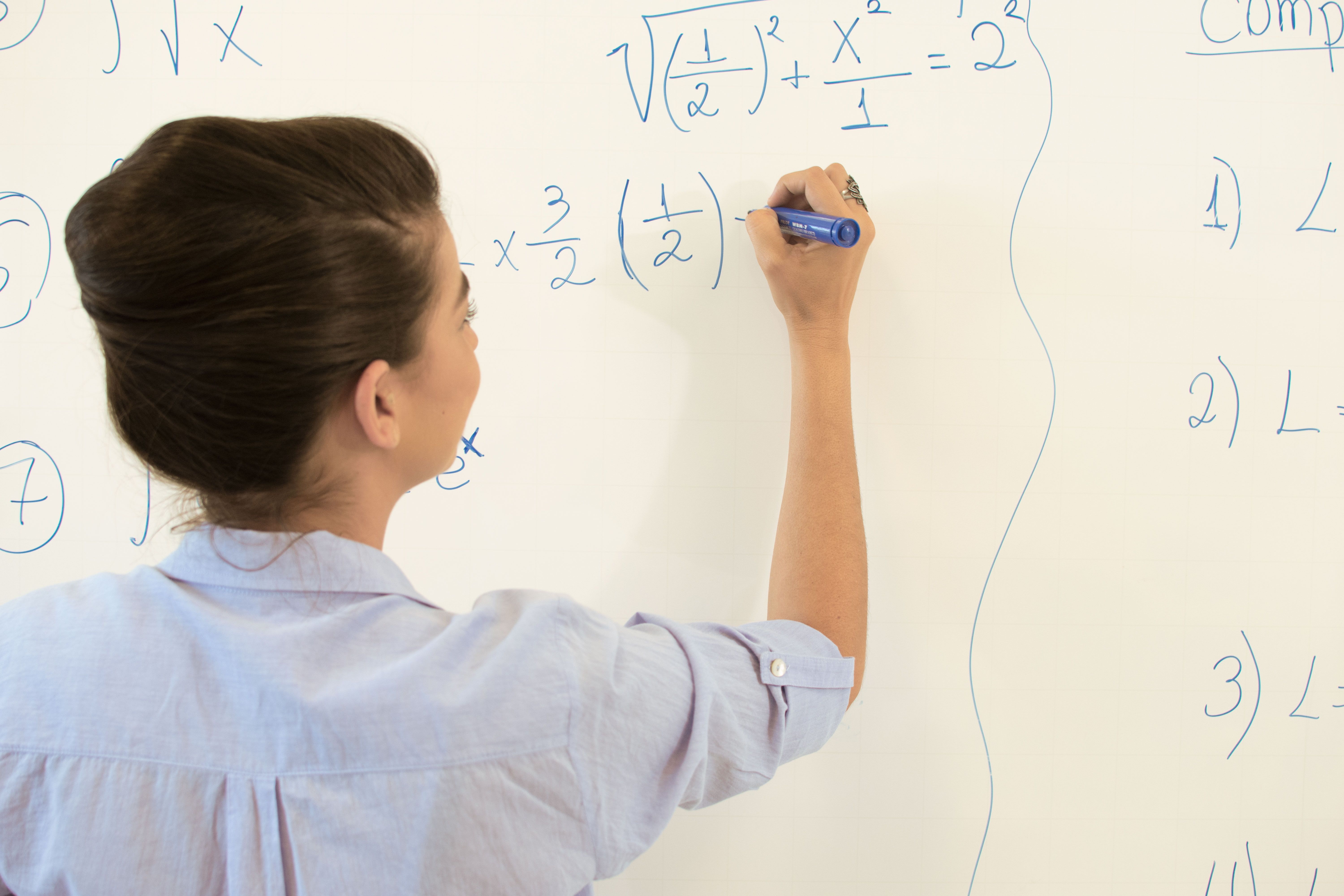 02.09.2025: IA en la educación: equilibrios éticos y pedagógicos