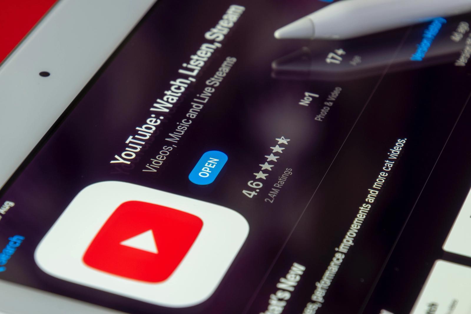 10.11.2025: Fragmentación y reconfiguración de los medios hacia plataformas de vídeo social de escala hiperescalar