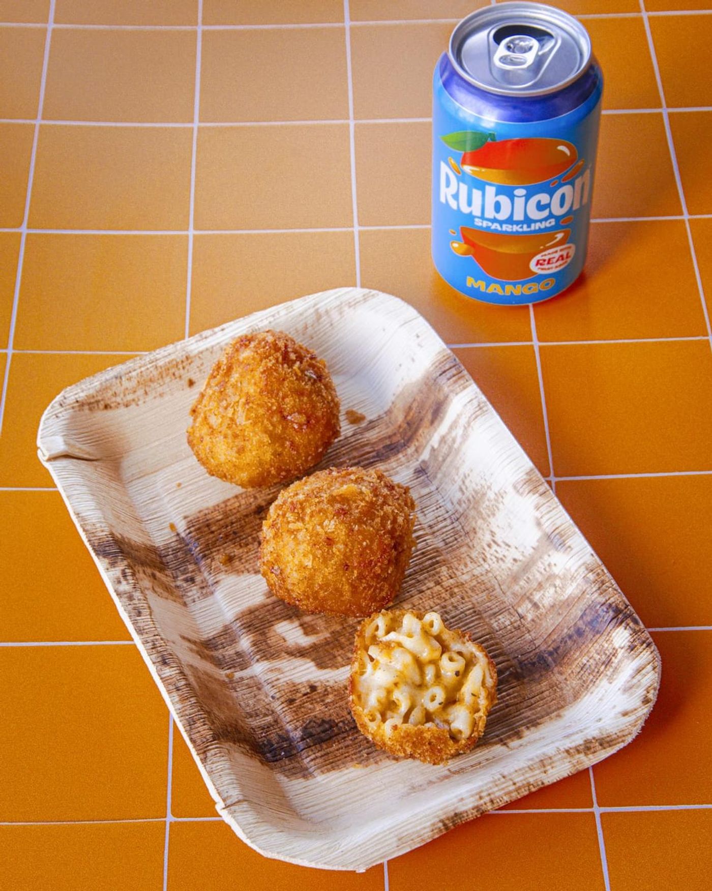 Golden mac and cheese balls