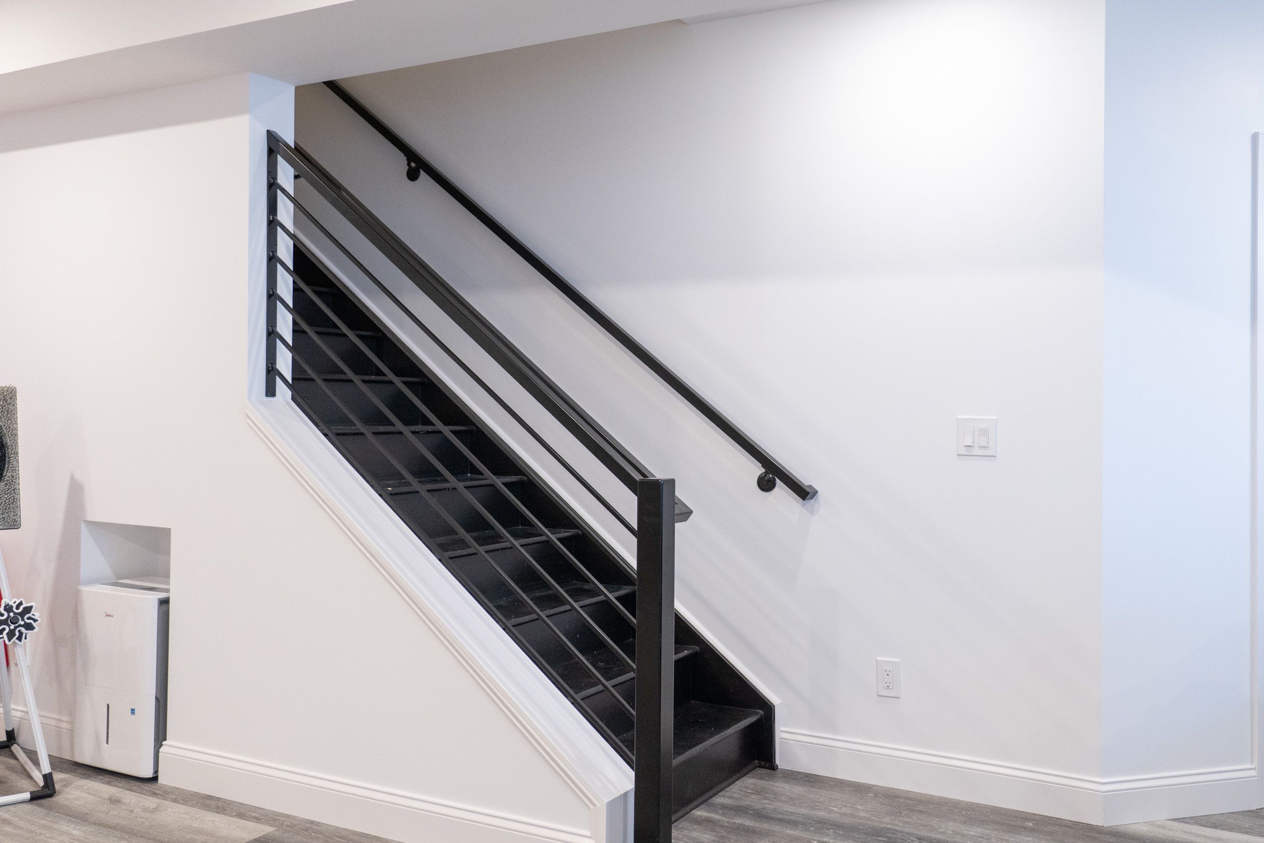 Metal stair railing