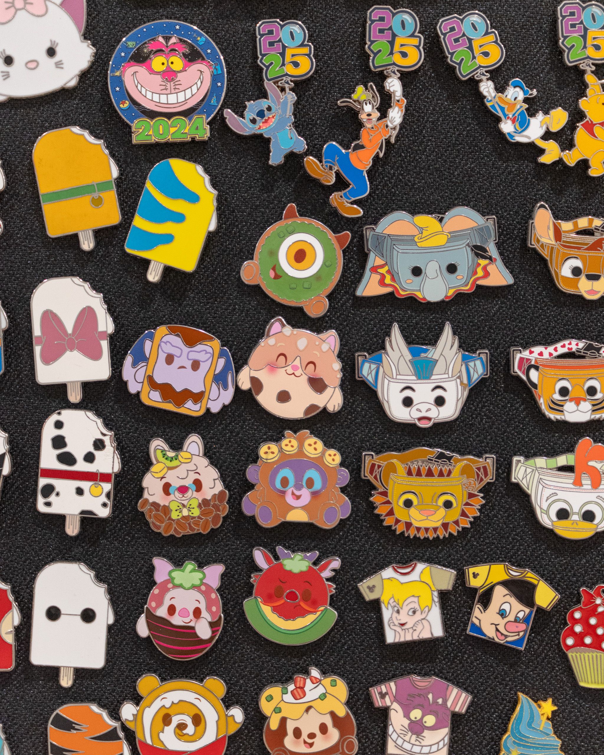 Disney pins