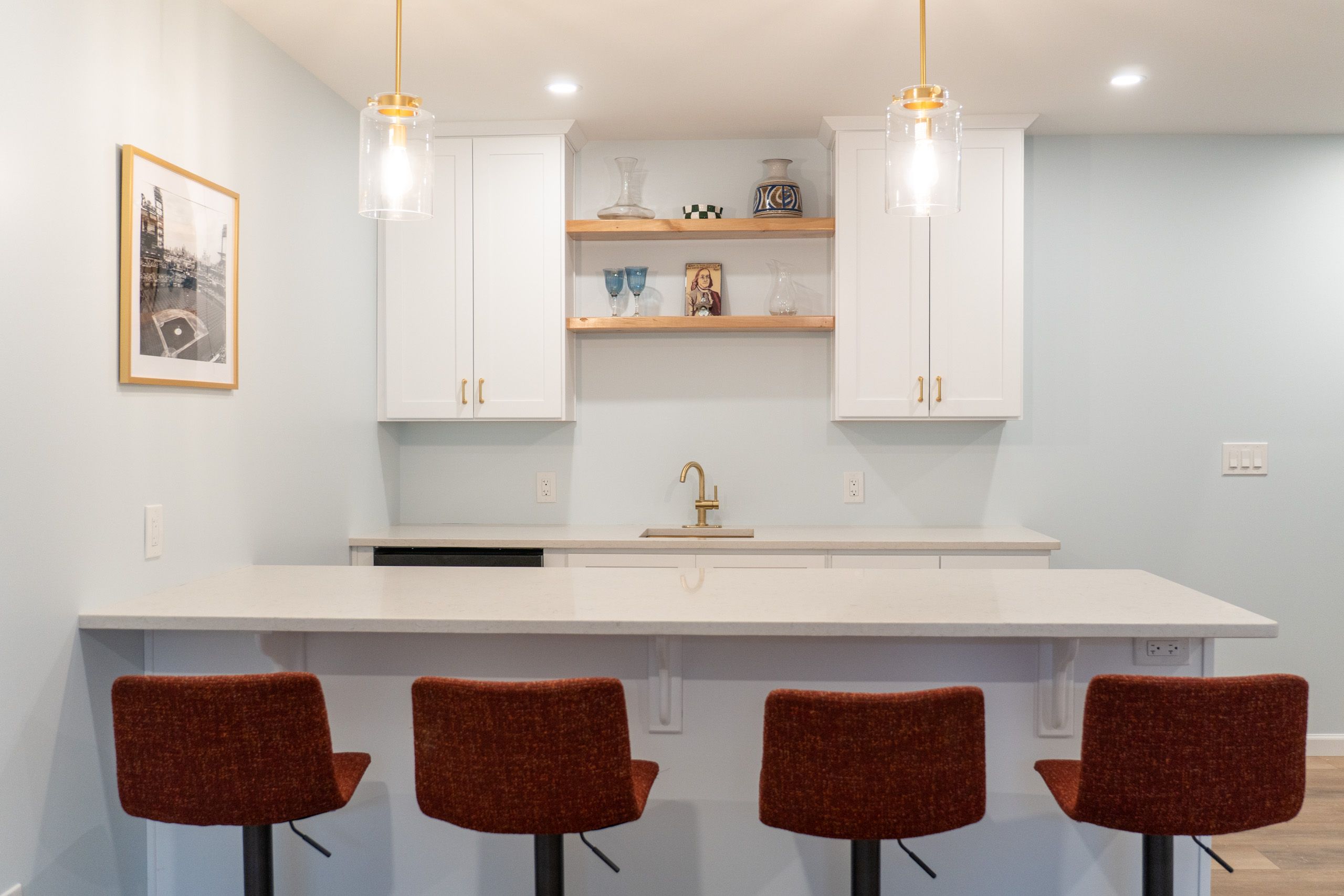 Wet bar with an island