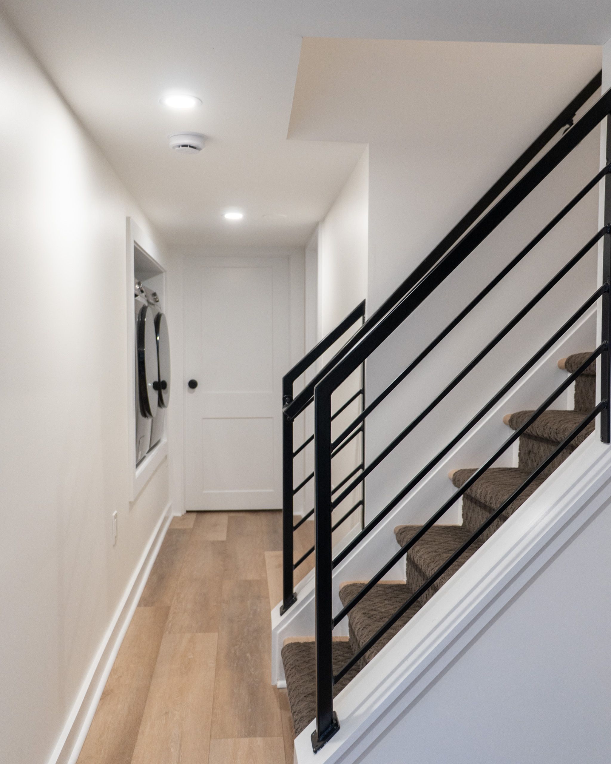 Hall leading to the bathroom