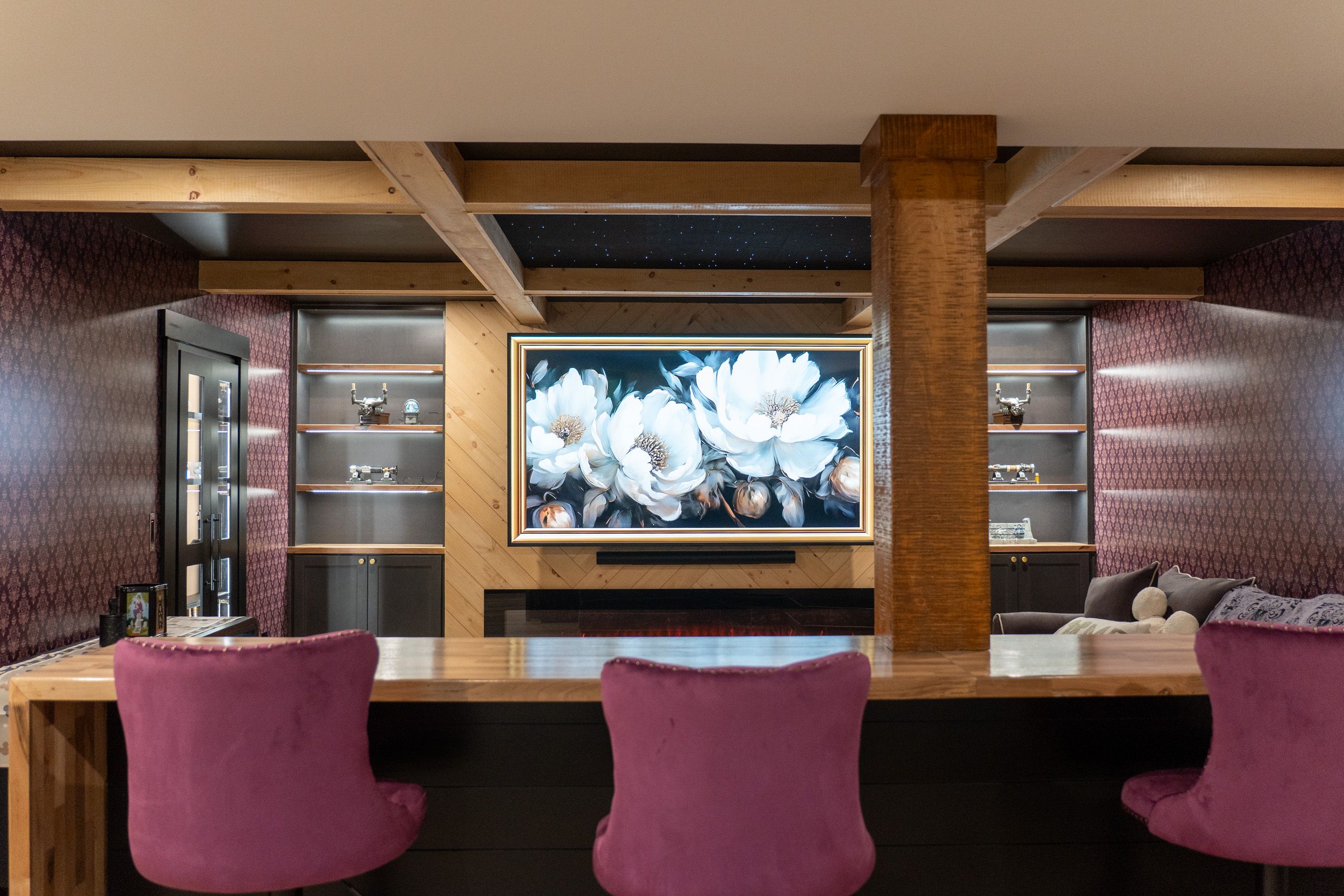 Entertainment center