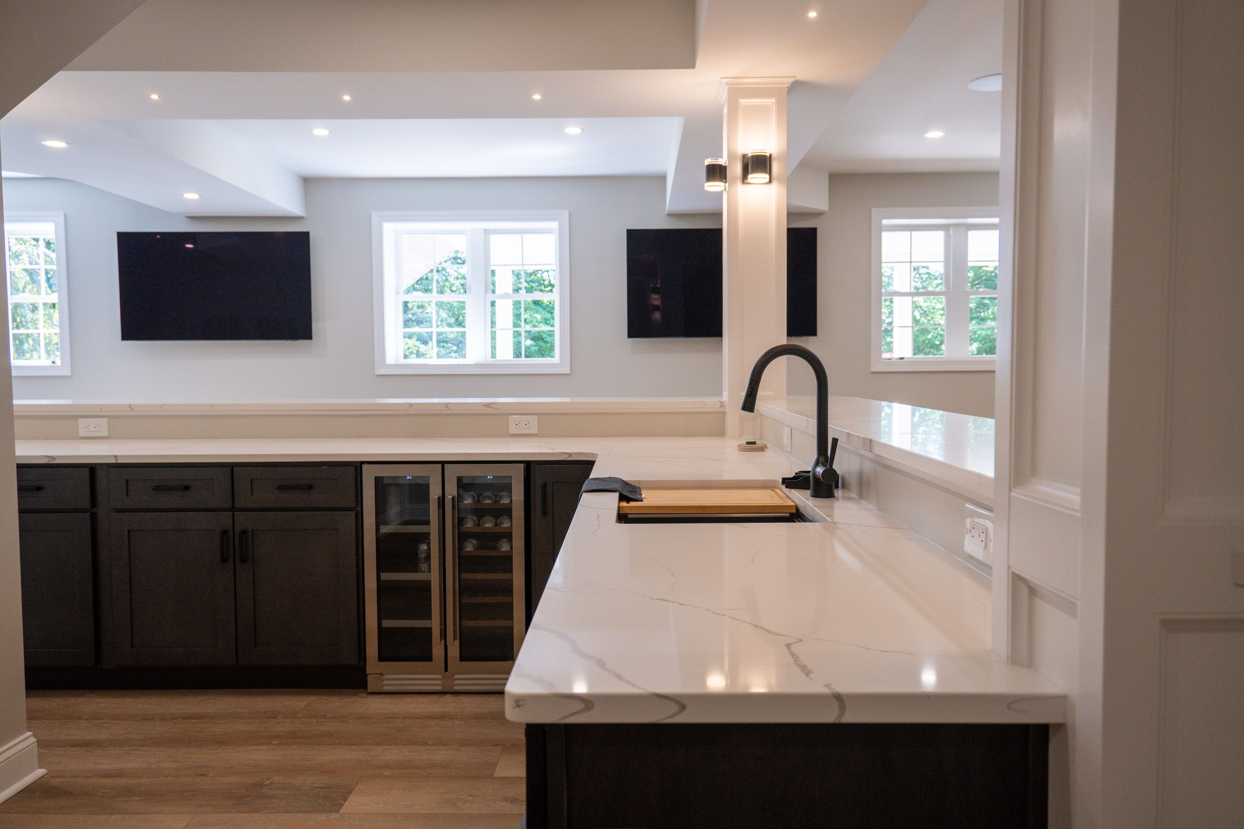 Wet bar