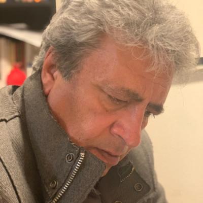potrait of Shahriar Mandanipour