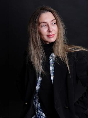 portrait of Cristina Cerrada