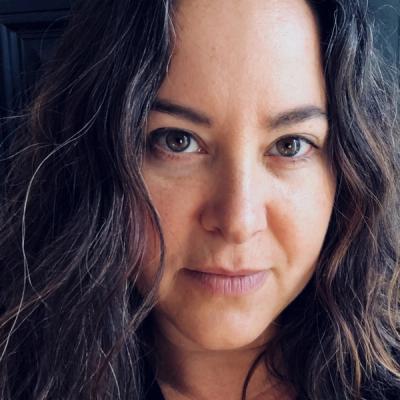 potrait of Lisa Olstein