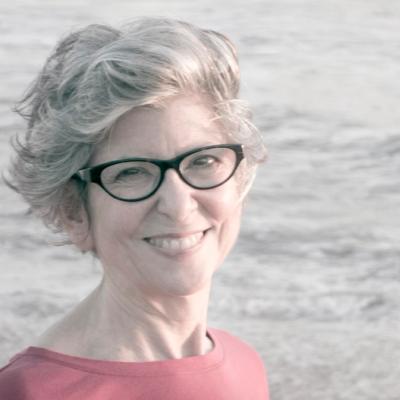 potrait of Rose-Lynn Fisher