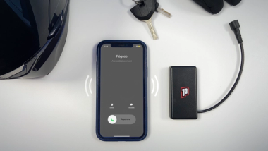 Smartphone que suena con el rastreador GPS Pegase